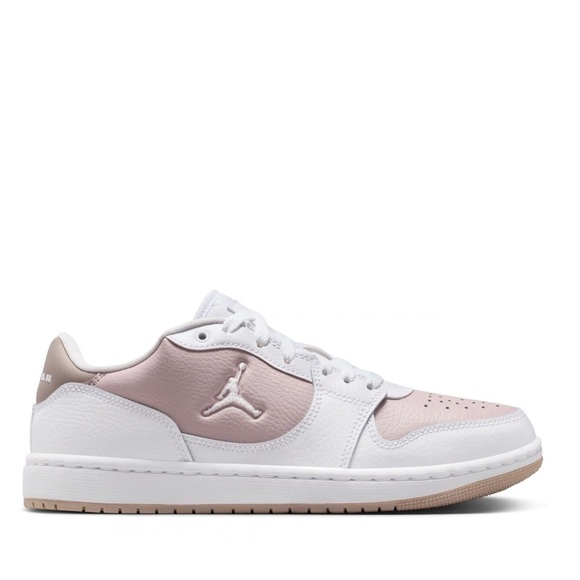 Nike women Jordan court connect low White and Pink Sneakers - Picture 3 of 7